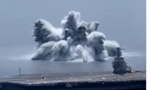 VIDEO Imagini spectaculoase de la testele făcute de marina americană cu unul dintre cele mai mari portavioane din lume jpeg