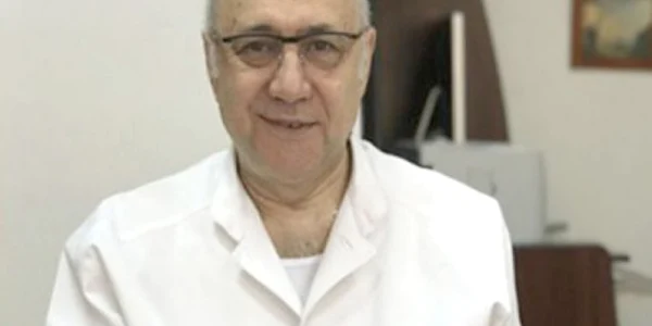 Profesorul Irinel Popescu Foto UGAL