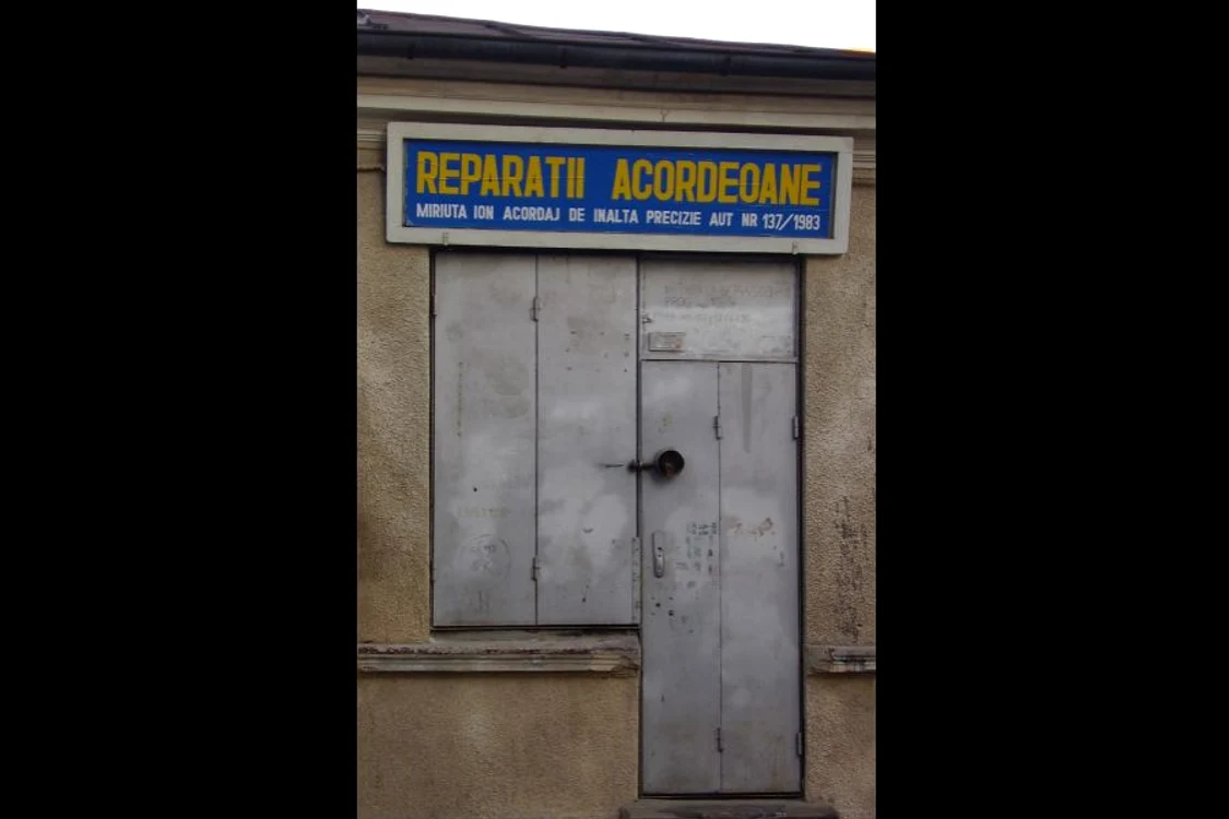 Cu ochii n 3,14 jpeg