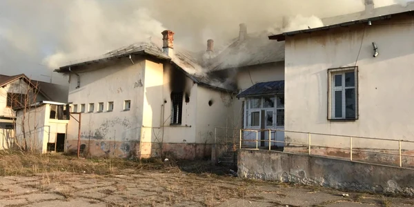 incendiu şcoală caracal