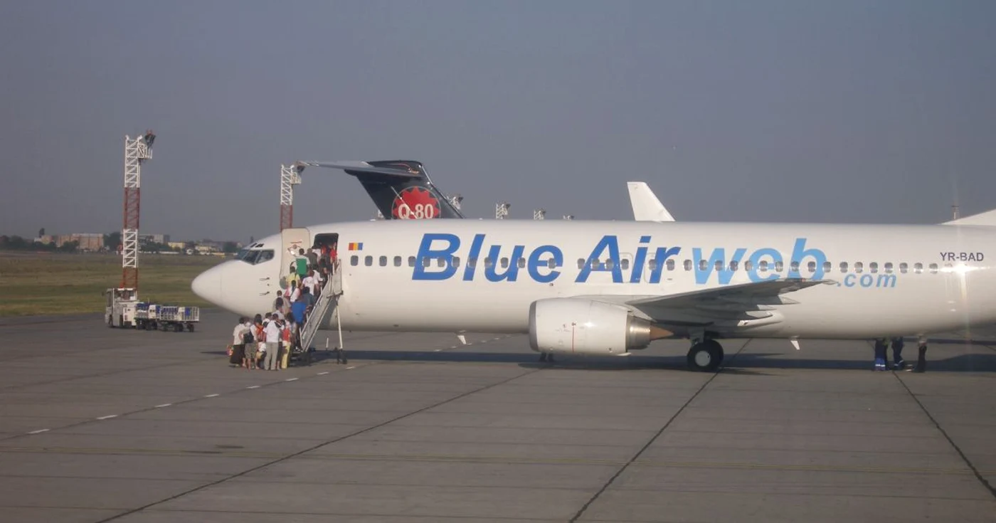 Avionul a aterizat de urgenţă