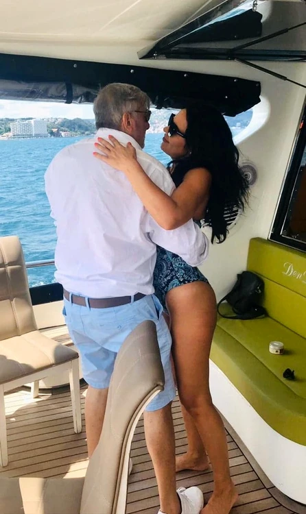 Ilie și Ioana, în ipostaze romantice, pe vremuri jpeg