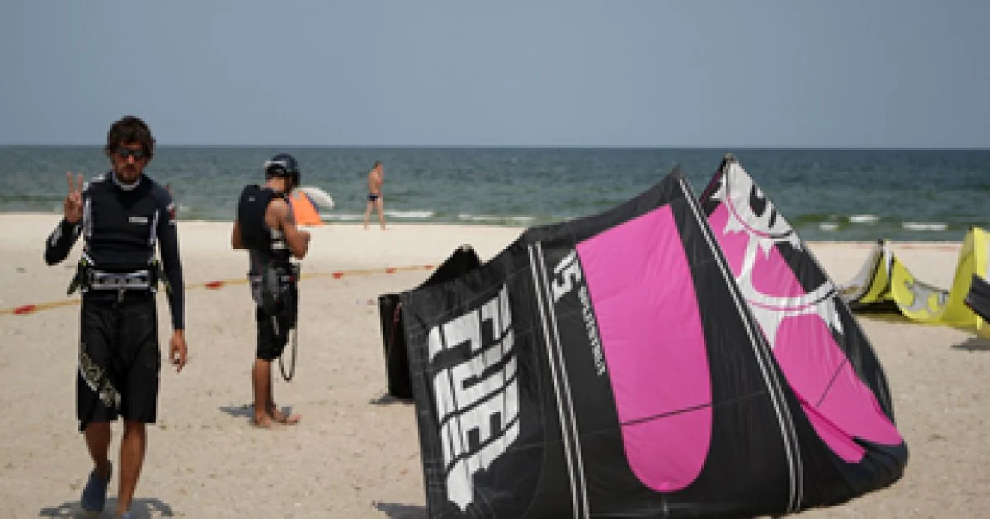 Constanţa: Litoral 2009 / Dă-te cu „zmeul apelor“ la Mamaia!