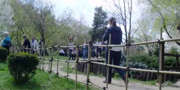 Bucureştenii au dat năvala în parcuri în primele zile de primăvară 