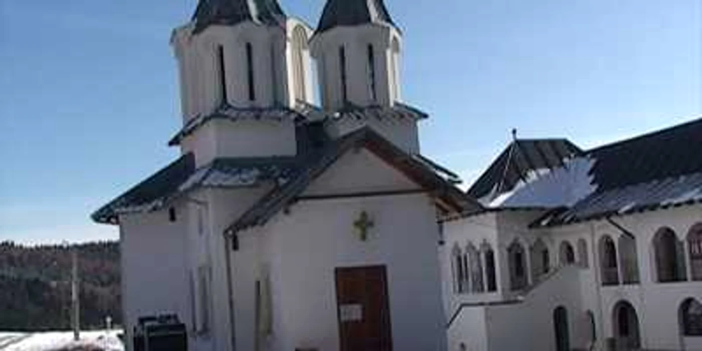 Mănăstirea „Înaltarea Domnului“ situată la Cota 1.000
