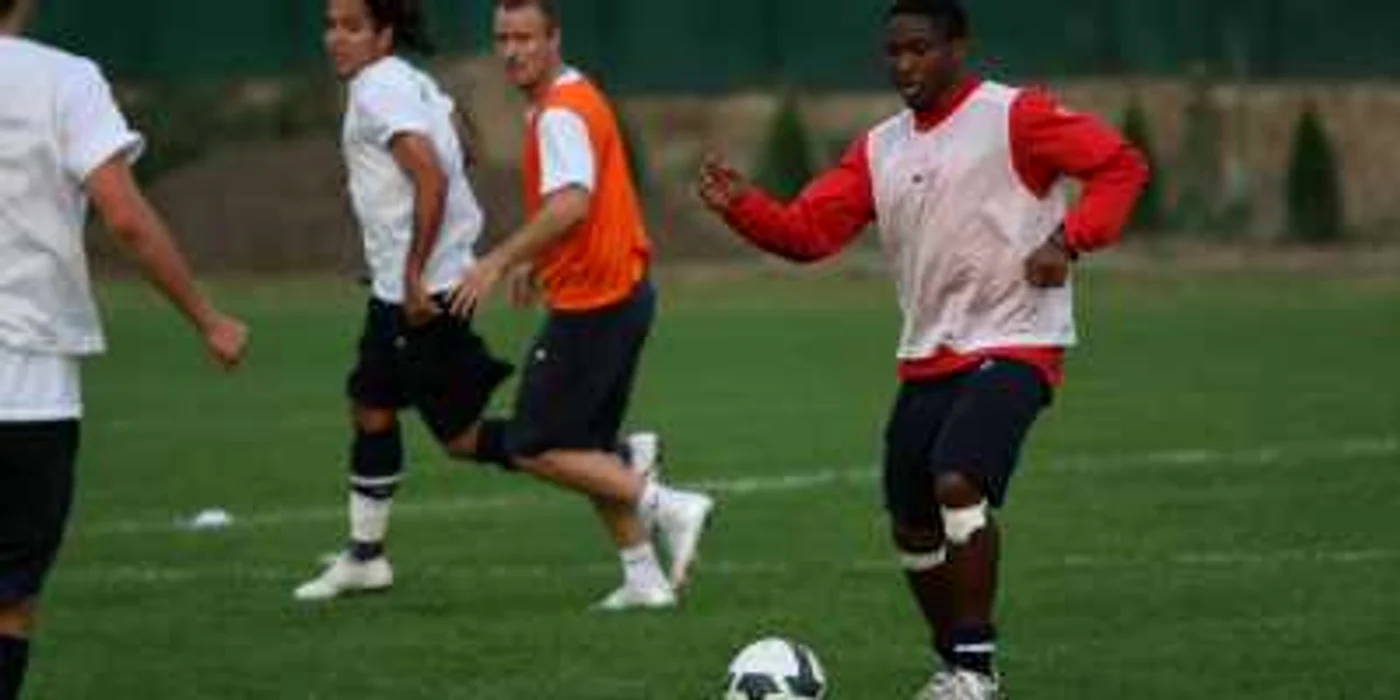 FOTBAL: Stoichiţă - "Facem echipă din tineri şi ce mai aduce domnu' Becali"