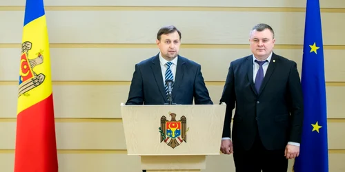 Lebedinschi si Novac