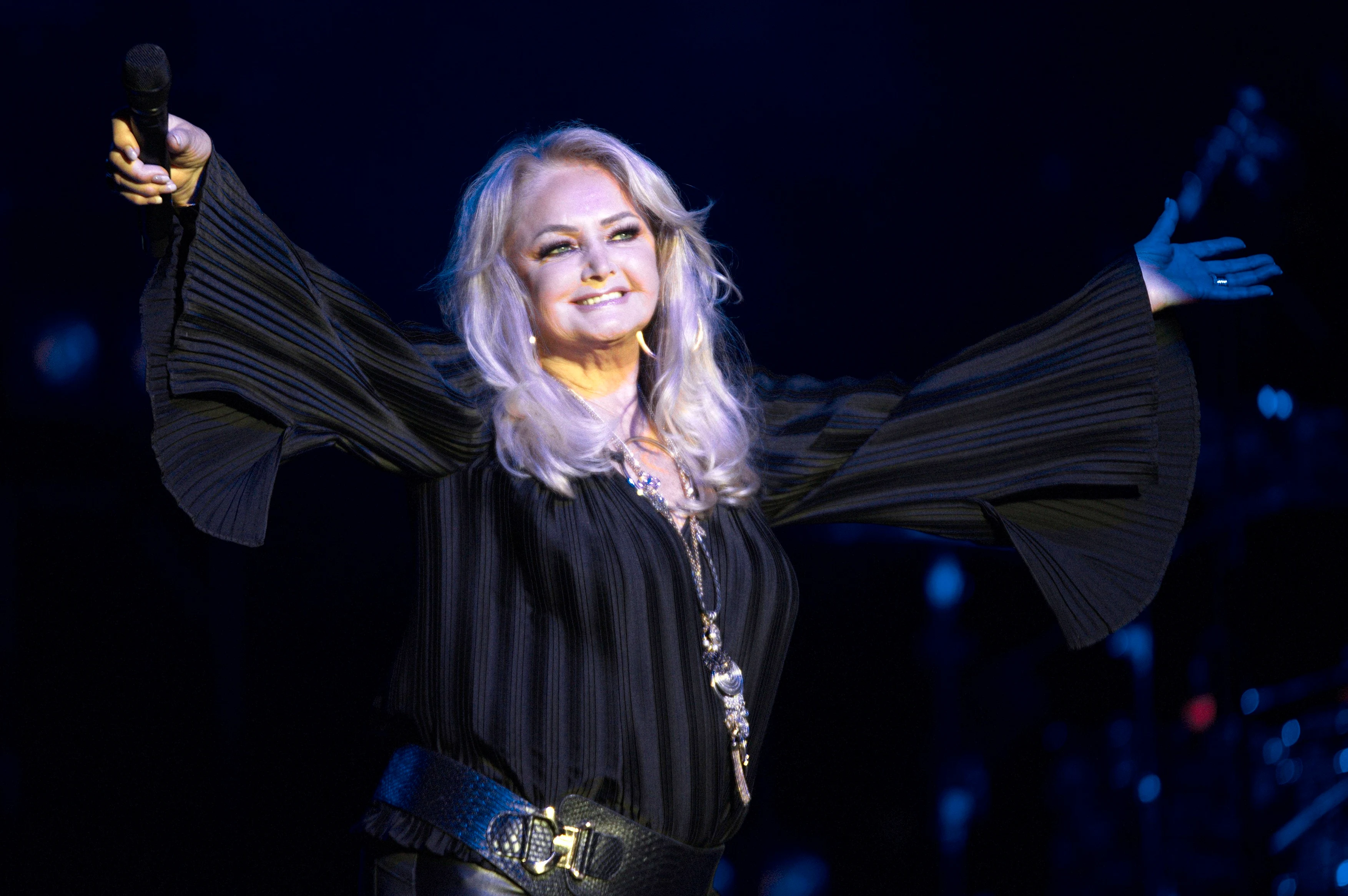 Speranță pentru Bonnie Tyler: cântăreața de 75 de ani a fost trezită din comă. Familia cere respectarea vieții private