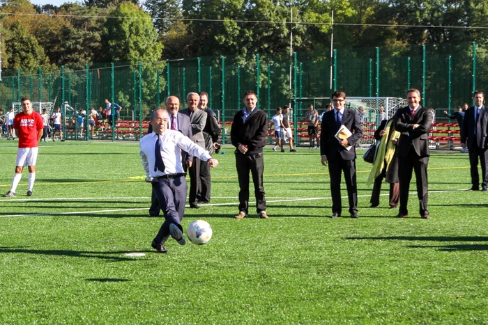 Emil Boc a participat la inaugurarea parcului. FOTO: PCN