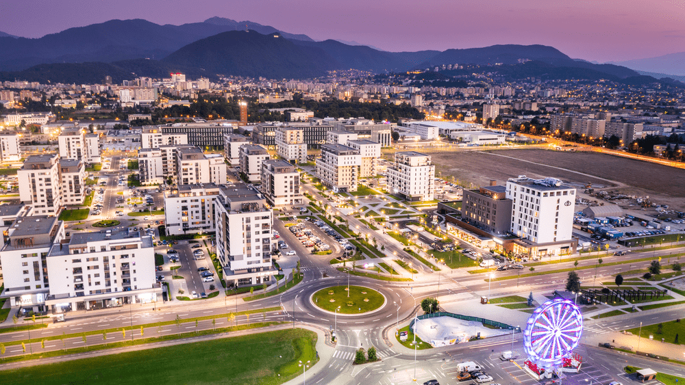 De 30 de ani ghetourile rezidențiale concurează cu blocurile ceaușiste. Cum să avem un urbanism occidental