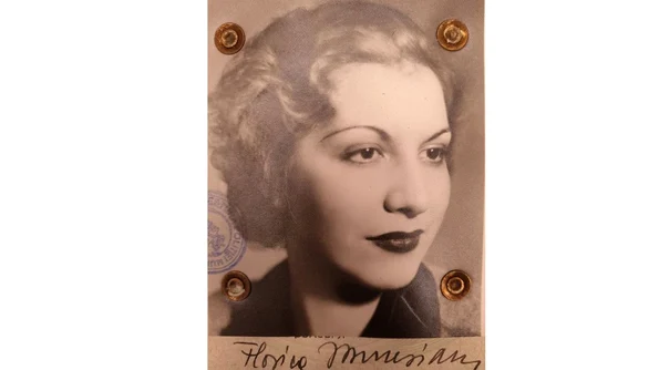 Din sfaturile unei mame la o lună după căsătoria fiicei, 9 decembrie 1939: «Învață l să curețe în casă, să frece parchetul și peste tot să ți stea toată ziua la dispoziție» jpeg