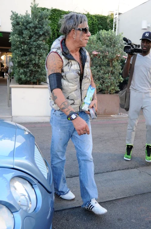 mickey rourke hepta 1855731 jpeg