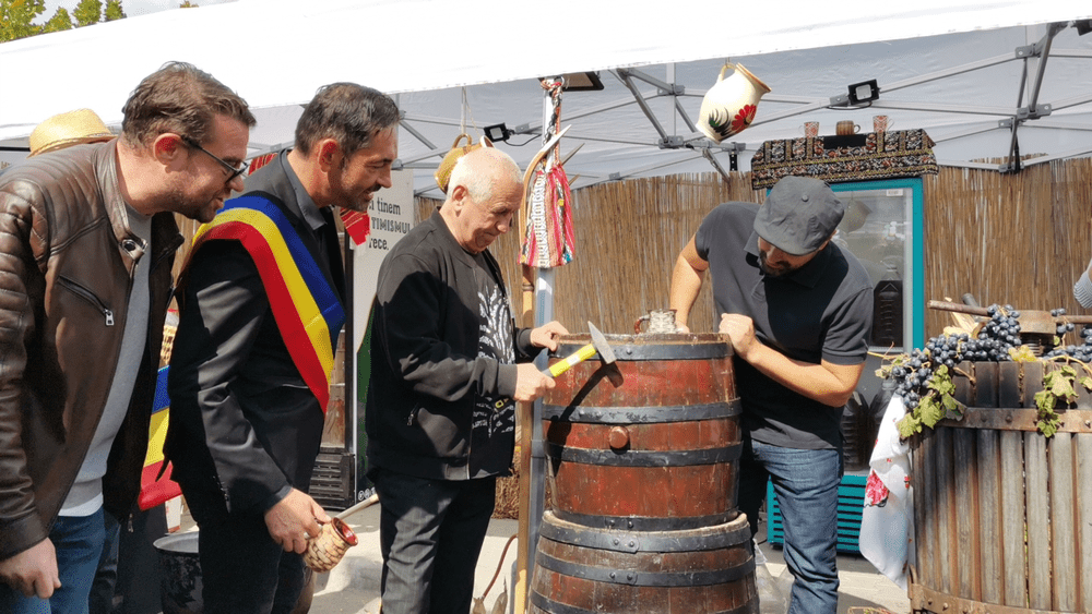 Festivalul „Oltenii și... restu' lumii” a început la Slatina. Personalitatea ediției 2022 este actorul George Mihăiță 