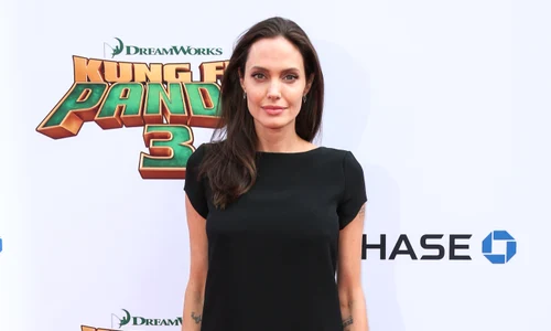 Angelina Jolie a slăbit enorm jpeg