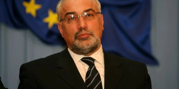 Vosganian crede că Tratatul fiscal nu poate intra în vigoare de la începutul anului viitor.