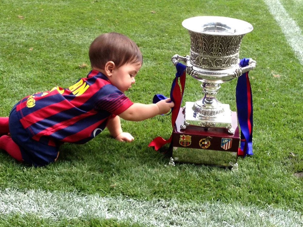 
    Milan Pique  