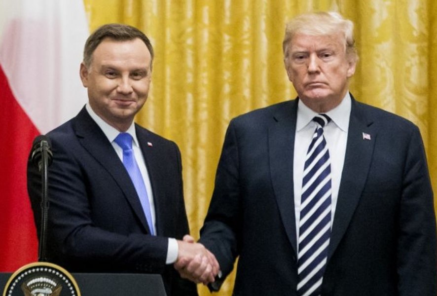 Andrzej Duda cere SUA să mute focoase nucleare pe teritoriul Poloniei: „Trebuie să existe o deplasare a infrastructurii NATO către est” 