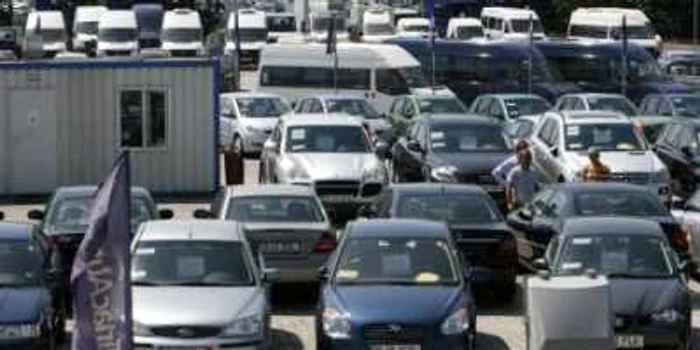 În primele şase luni ale anului, oltenii au importat maşini în valoare de aproximativ 35 milioane euro.