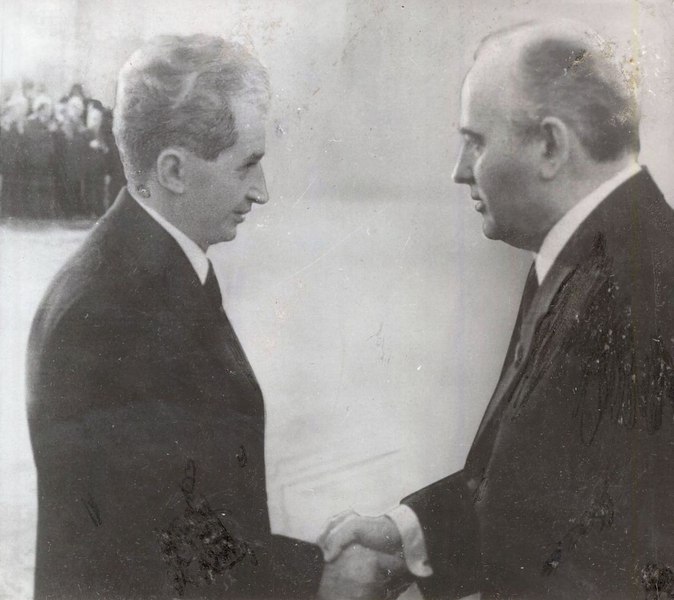 Cât ar mai fi avut de trăit Ceaușescu dacă nu era executat. Care era boala ținută la secret a ultimului dictator al României