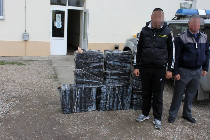 Peste 6.000 de pachete cu ţigări au fost confiscate de poliţişti