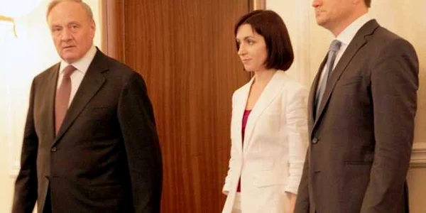 Preşedintele Timofti i-a uns miniştri pe Maia Sandu şi Dorin Recean