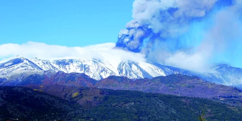 vulcanul etna FOTO AP