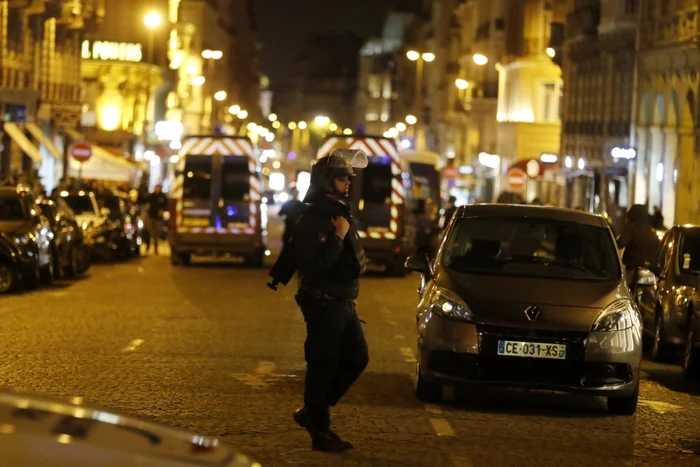 Forţele de interventie in stare de alerta în Paris