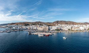 Insula Tinos, orașul Chora, Grecia FOTO Shutterstock 
