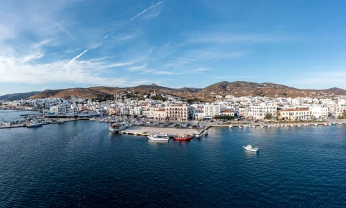Insula Tinos, orașul Chora, Grecia FOTO Shutterstock 