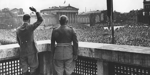 Hitler (GettyImages 545716761) jpg