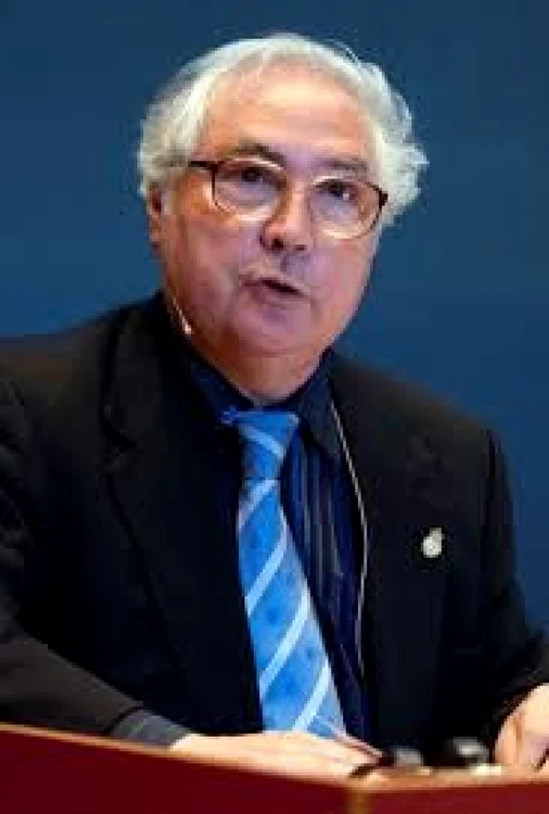 Manuel Castells