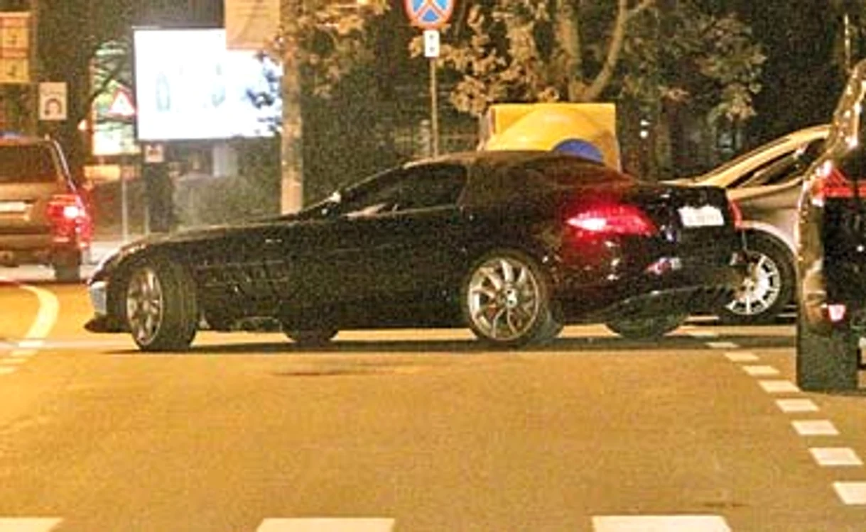 
    Bolidul cu care Marica face furori în Bucureşti  