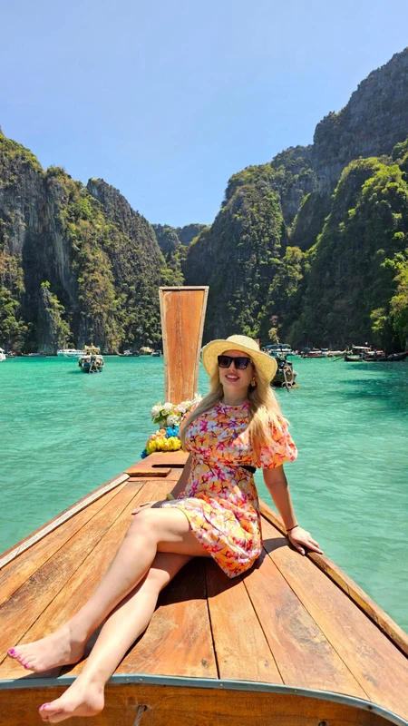 Ornela Pasăre, vacanță exotică în Thailanda foto: arhiva personală