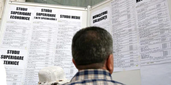 Numărul locurilor de muncă vacante a scăzut în trimestrul al doilea, faţă de primele trei luni, cu 300, la 24.700