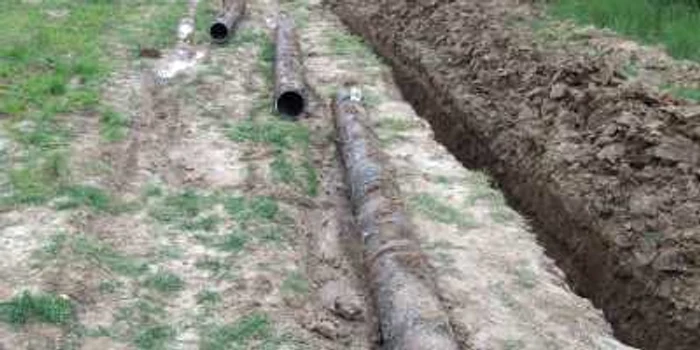 Bărbat prins în flagrant de jandarmi, la furat de conductă