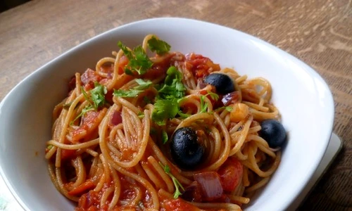 1 paste cu sos de rosii jpg jpeg