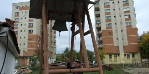 Satu Mare:  Bisericile din judeţ rămân fără clopotari
