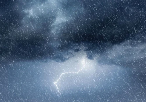 ploi vijelii si grindina in jumatate de tara meteorologii au emis cod galben si anunta o schimbare radicala a vremii 999200 webp