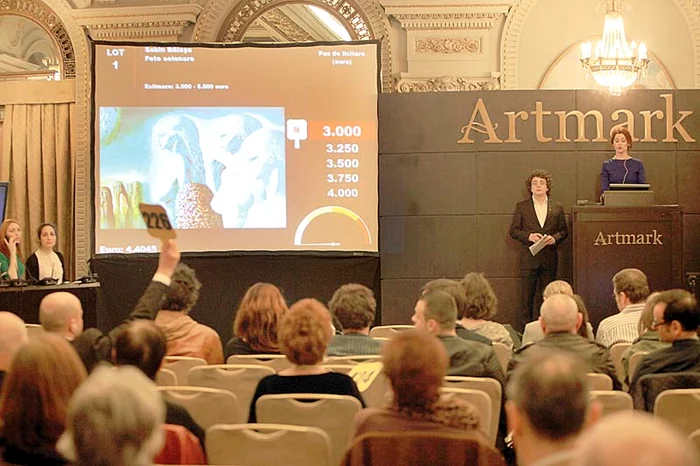 Sculptura a fost retrasă chiar la începerea licitaţiei