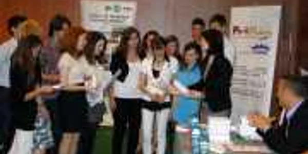 Elevii au fost premiaţi într-un cadru festiv, foto: Clubul Economic German