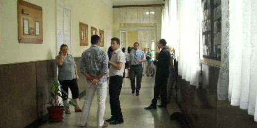 Bacău: 14 absolvenți băcăuani vor intra la facultate fără examen