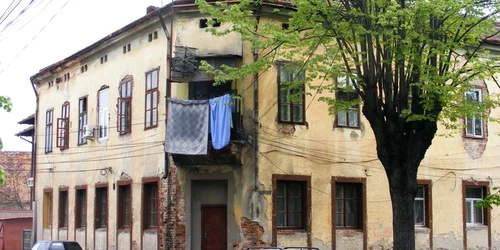 Hanul Roşu
