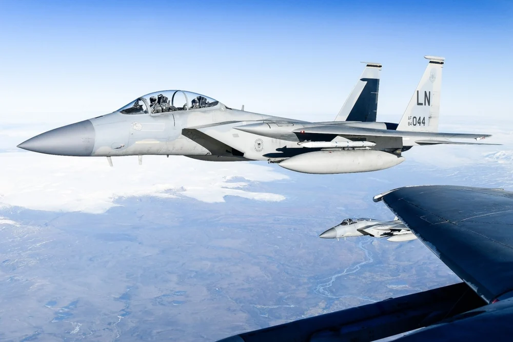 Cum relatează jurnaliștii de la The Guardian alerta militară din România provocată de dronele rusești