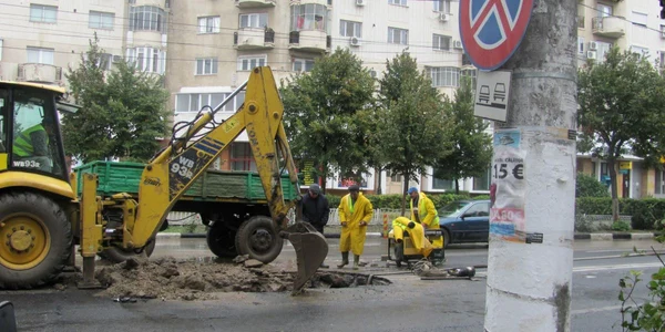 Ploaia a îngreunat munca angajaţilor "Apa Service"