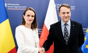Radek Sikorski si Oana Toiu FB Oana Toiu jpg