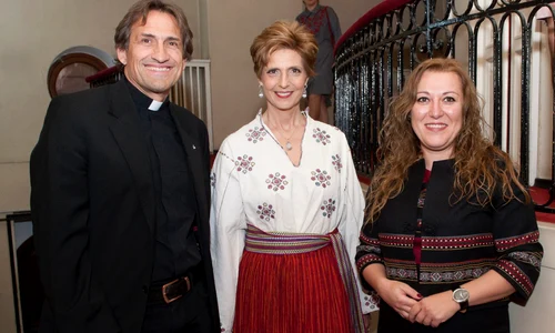 1 principesa maria costum popular 5 jpg jpeg