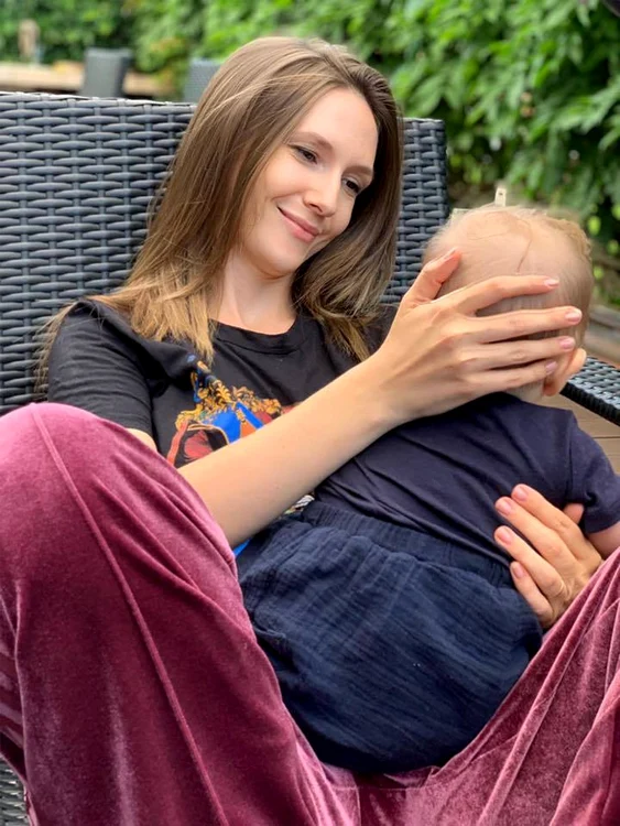 5 adela popescu si micutul andrei jpg jpeg