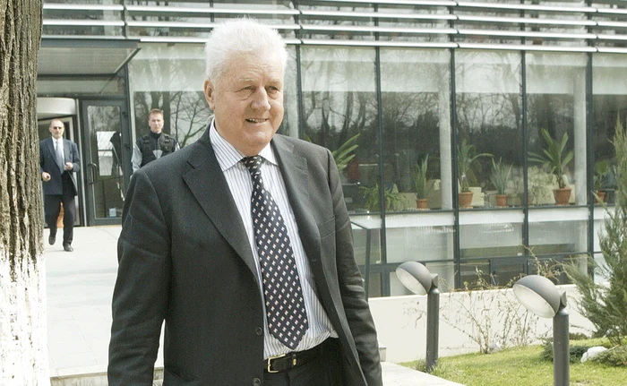 
    Costel Câmpeanu, poreclit „Burebista”, a apărat poarta Gloriei timp de aproape un deceniuFoto: Mediafax  