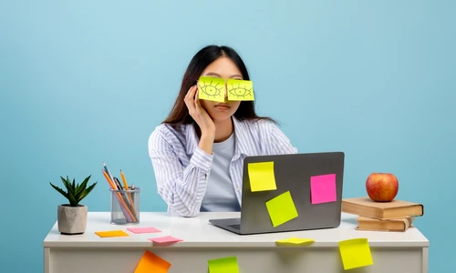 Te simti obosit tot timpul  Sursa foto shutterstock 2060771513 jpg