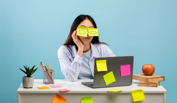 Te simti obosit tot timpul  Sursa foto shutterstock 2060771513 jpg